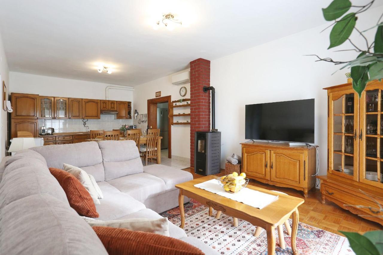 Seaview Apartment Aida Posedarje Zewnętrze zdjęcie
