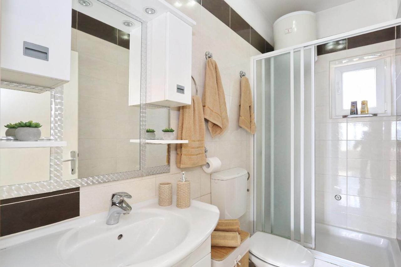 Seaview Apartment Aida Posedarje Zewnętrze zdjęcie